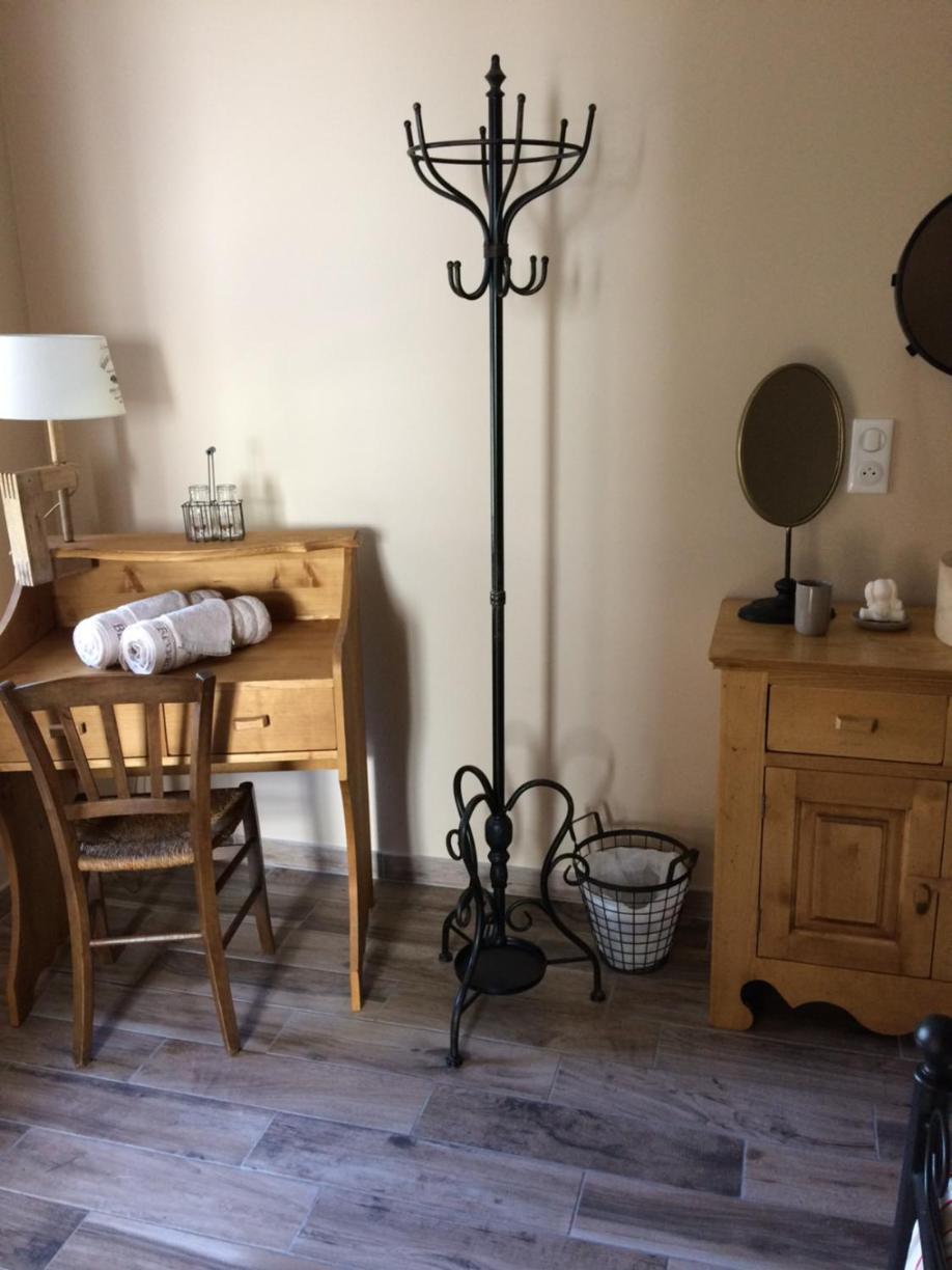 Chambres D'Hotes D'Albertine Lere Екстериор снимка
